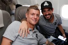 Kroos (trái) lại có dịp trở về 'mái nhà xưa' Allianz Arena. (Nguồn: Real Madrid)