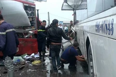 Hiện trường một vụ tai nạn trên đường cao tốc. (Ảnh: TTXVN)