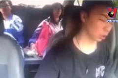 [Video] Ngủ quên 4 giây khi lái xe, tài xế gây tai nạn kinh hoàng