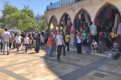 Người dân ở thành phố Denizli. (Nguồn: aydinlik.com.tr)