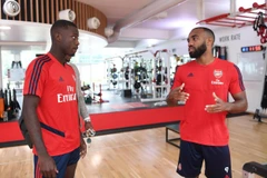 Nicolas Pepe và Alexandre Lacazette trong phòng tập gym của Arsenal. (Nguồn: Getty Images)