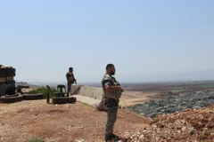 Binh sỹ Syria được triển khai tại Hama. (Ảnh: THX/TTXVN)