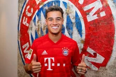 'Bom tấn' Coutinho rạng rỡ trong ngày gia nhập Bayern Munich
