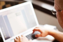 Số người sử dụng Internet toàn cầu giảm năm thứ tư liên tiếp