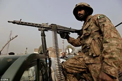 Tòa án binh của Pakistan tuyên án tử hình 6 phần tử khủng bố