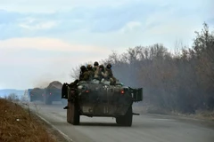 Mỹ lại tố cáo Nga đưa thêm xe tăng và thiết bị quân sự vào Ukraine