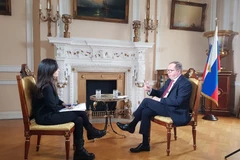 Đại sứ Nga tại Anh Andrei Kelin trả lời phỏng vấn kênh truyền hình Sky News (Ảnh: ĐSQ Nga tại Anh)