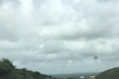 [Video] Xôn xao chuyện vật thể bay không xác định xuất hiện ở Anh