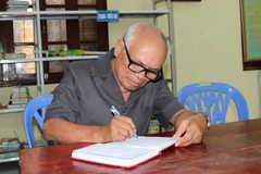 Thầy Đỗ Văn Liễn. (Ảnh: Thanh Thương/TTXVN)