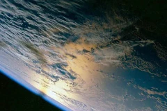 Lên vũ trụ ngắm Trái đất với chi phí "bèo" 72.000 USD