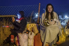 Trẻ em Ukraine ở Lviv sơ tán tới khu vực biên giới giáp miền Đông Ba Lan tránh xung đột. (Nguồn: AFP/TTXVN)