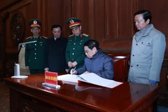 Thủ tướng dự Lễ phát động Tết trồng cây đời đời nhớ ơn Bác Hồ