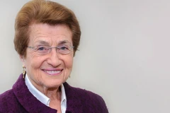 Nhà hoạt động Cora Weiss. (Nguồn: onwisconsin.uwalumni.com)
