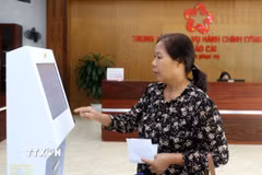 Bộ Nội vụ đề nghị các tỉnh, thành phố xem xét tạm dừng giải quyết các thủ tục hành chính phát sinh sau ngày 1/3/2025 đối với các hội do Đảng, Nhà nước giao nhiệm vụ tại địa phương. (Ảnh minh họa: Quốc Khánh/TTXVN)