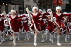 [Photo] Không khí Giáng sinh tràn ngập đường phố thế giới