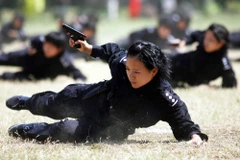 [Photo] Ngắm nhìn những nữ cảnh sát xinh đẹp của các quốc gia