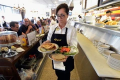 Mỹ nâng mức lương tối thiểu cho người lao động tại 21 bang