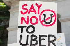 Tài xế taxi ở Bỉ đồng loạt tẩy chay dịch vụ taxi giá rẻ Uber