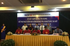 Lãnh đạo BIDV ký kết hợp đồng với các khách hàng. (Nguồn: BIDV)