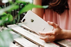 FPT Shop dành nhiều ưu đãi cho khách hàng đặt mua IPhone 8/8 PLus. (Nguồn: FPT Shop)