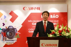 Ông Hiroshi Yokota, Tổng giám đốc Canon Marketing Việt Nam, đây là sự kiện lớn nhất từ trước tới nay của hãng tại Việt Nam. (Nguồn: CN)