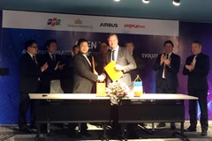 FPT và Airbus chính thức "bắt tay" cùng phát triển nền tảng công nghệ Skywise phục vụ ngành hàng không. (Ảnh: T.H/Vietnam+)