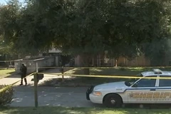 Đau lòng khi chứng kiến cảnh anh trai bắn chết em mình tại nhà