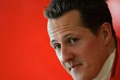 Michael Schumacher vẫn phải ngồi xe lăn và không thể giao tiếp