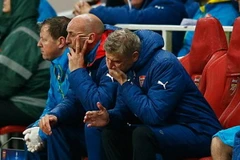 HLV Arsene Wenger nói gì sau 90 phút "điên rồ" tại Emirates?