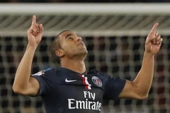 Cận cảnh pha lừa bóng "cực độc" của tiền vệ Lucas Moura