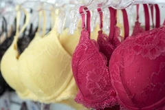 Thu hồi hơn 20.000 áo lót vì lo ngại khách hàng bị thương khi mặc