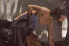 Bê bối ảnh khỏa thân của vợ tỷ phú Onassis là do chính chồng sắp đặt