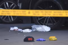 Hiện trường vụ nổ súng sát hại ca sỹ nhạc rap Nipsey Hussle ở Los Angeles, Mỹ. (Nguồn: AFP/TTXVN)