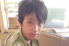 Cháu Đỗ Văn Tuân tại thời điểm được phát hiện (Ảnh: CTV Lê Huy/Vietnam+)