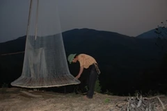 Lưới chùm, một vật sát cá của thủy dân La Ha (Ảnh: Bách Chí)