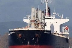 Tàu Vinalines Queen