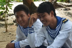 Nụ cười lính trẻ (Ảnh: Sơn Bách/Vietnam+)