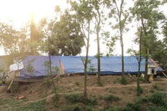 Sới bạc khủng vừa bị đột kích (Ảnh: CQĐT)