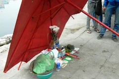 Thi thể cháu bé sơ sinh. (Ảnh: CTV)