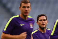 Philipp Lahm: Không việc gì phải hốt hoảng vì Manchester City