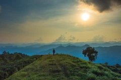 Cao Bằng có nhiều danh lam thắng cảnh nổi tiếng và chứa đựng nhiều tiềm năng về du lịch. (Ảnh: Trọng Đạt/TTXVN)