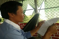 Kỷ luật cảnh cáo Cảnh sát giao thông có hành vi đạp người vi phạm 