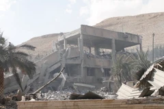 Trung tâm nghiên cứu khoa học Syria bị phá hủy sau vụ tấn công của Mỹ, Anh, Pháp ngày 14/4. (Nguồn: THX/TTXVN)