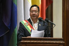 Tổng thống đắc cử Bolivia Luis Arce phát biểu sau lễ tuyên thệ nhậm chức ở La Paz. (Ảnh: AFP/TTXVN)