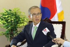 Đại sứ Hàn Quốc tại Hiệp hội các quốc gia Đông Nam Á (ASEAN) Lim Sungnam trả lời phỏng vấn với phóng viên TTXVN tại Jakarta trong đó đánh gia cao việc Việt Nam tham gia ký kết RCEP (Ảnh: Hữu Chiến - Đình Ánh/TTXVN)