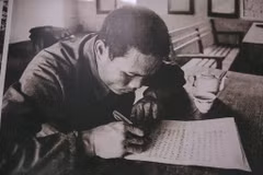 [Mega Story] Mùa xuân 1979: Kể chuyện chiến tuyến bằng hình ảnh