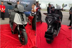 Một số hình ảnh của chiếc xe máy điện VinFast mới bị rò rỉ trên mạng xã hội. (Nguồn ảnh: Facebook)