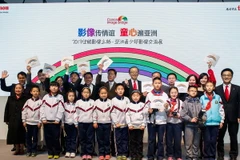 Triển lãm cầu nối hình ảnh Canon kết nối thanh niên châu Á