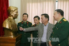 Tượng đồng Đại tướng Nguyễn Chí Thanh (Nguồn: TTXVN)