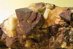 Một mẫu đất hiếm (Nguồn: Tân hoa xã)